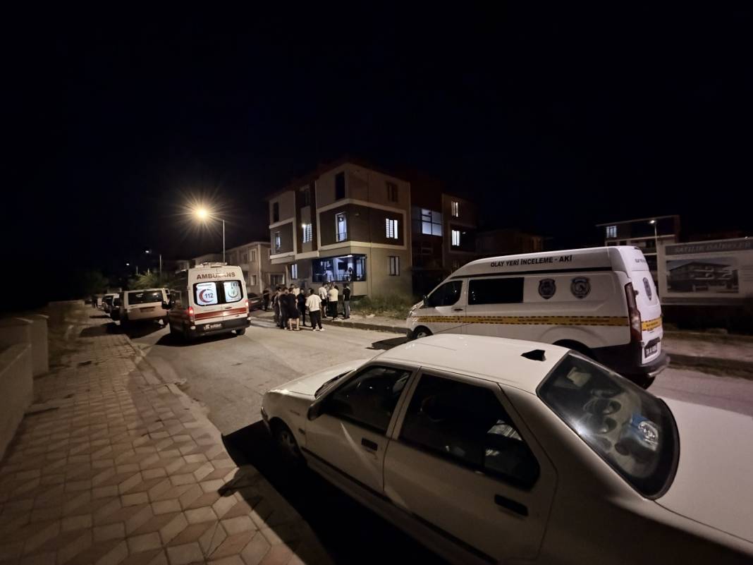 Eski eşini ve yanındaki erkeği pompalı tüfekle öldürdü! 4